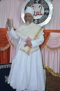 Moharram ul-Haraam 1437 AH: Haatim ul-Khayraat wa Rabee' ul-Barakaat Haatim Zakiyuddin saheb (tus) and Majlis-e-Husaini